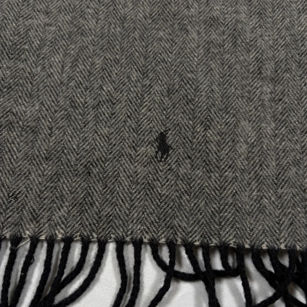 Polo Ralph Lauren Scarf Mens OS Grey Herringbone Lambswool Tassel Fringe EUC